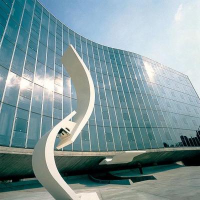 Niemeyer: el genio, el futurista, el de las sensuales curvas